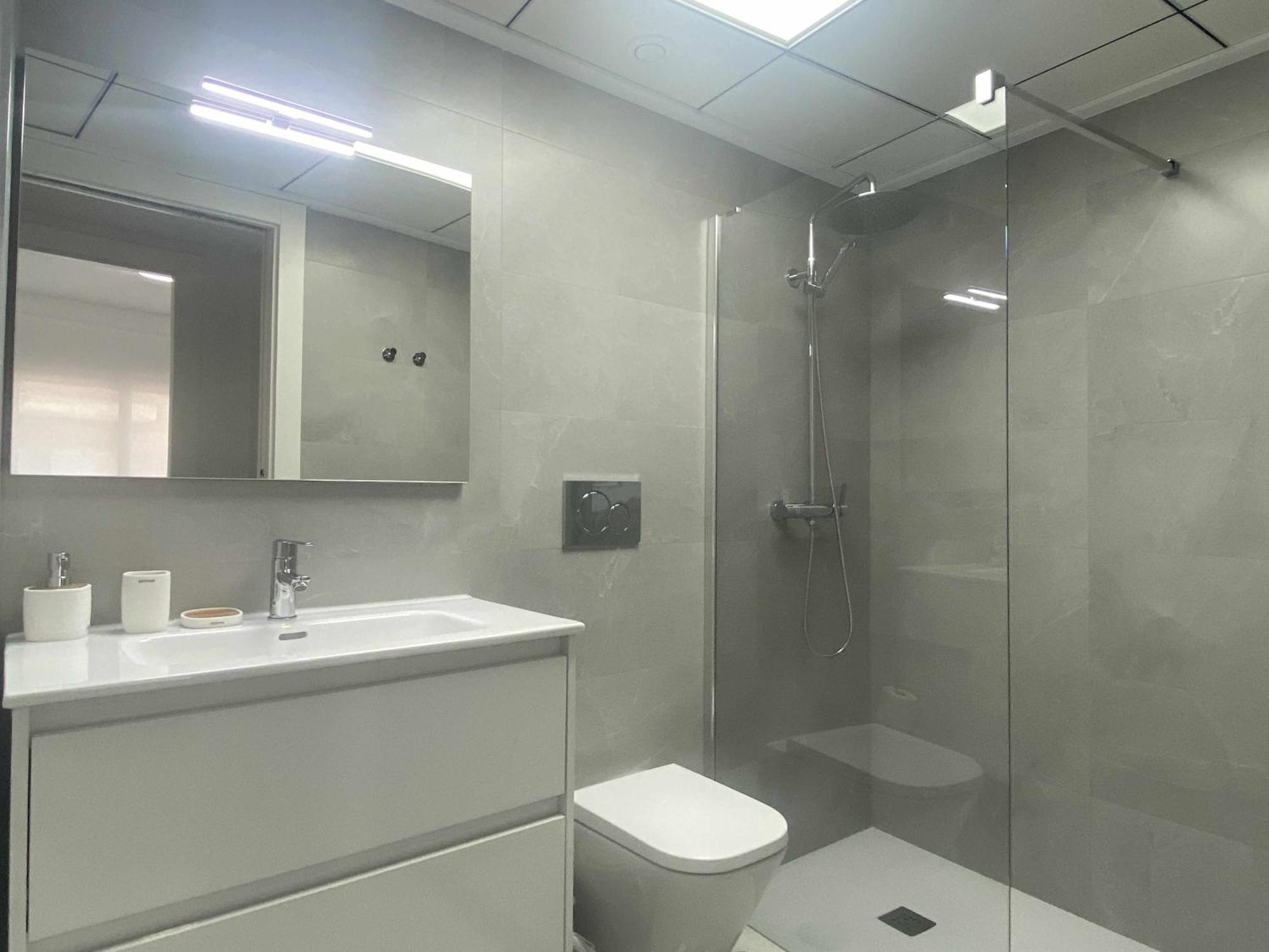 Moderno Apartamento A 200M De La Playa تورّيفيِخا المظهر الخارجي الصورة